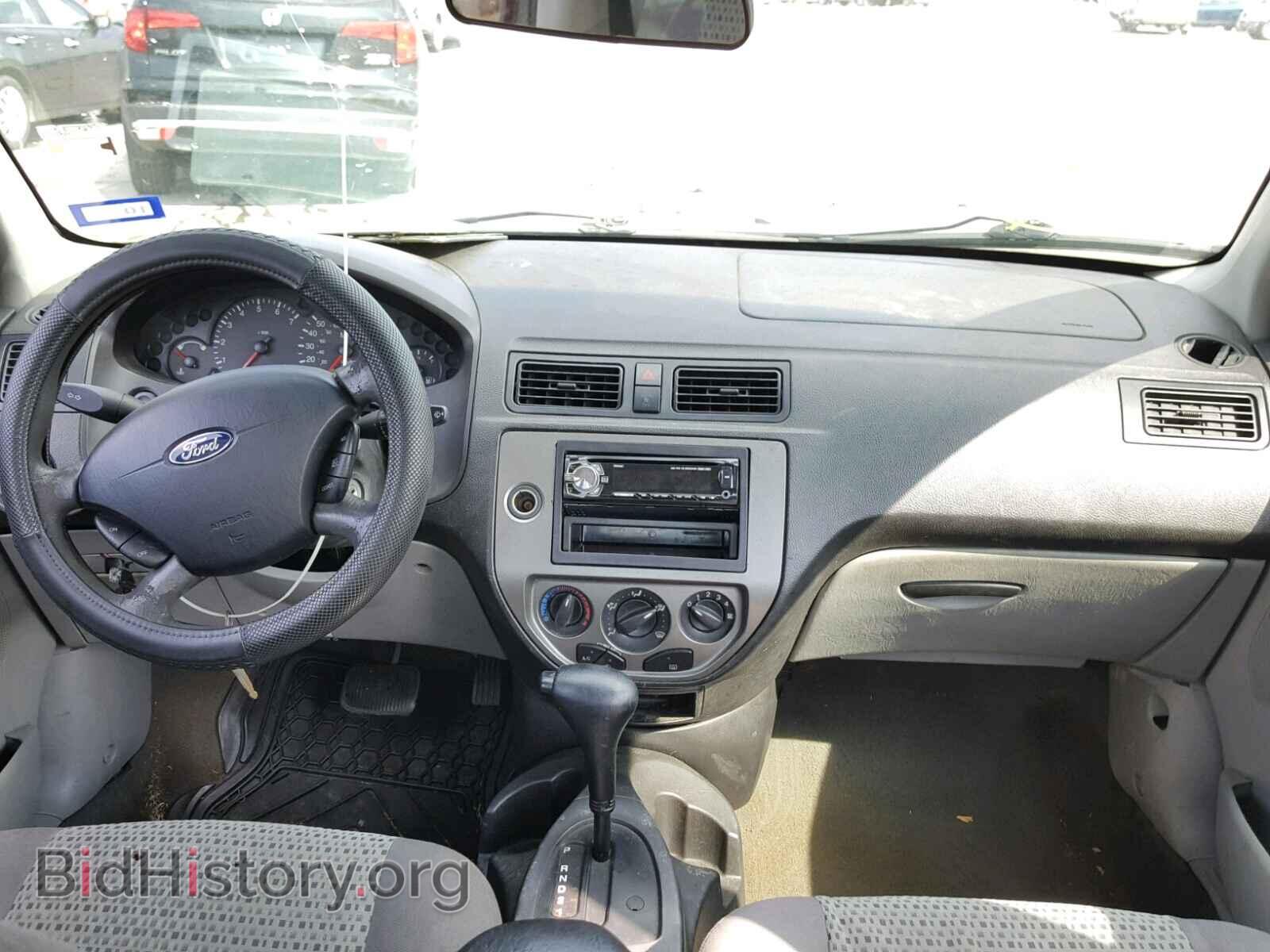 2007 FORD FOCUS - VIN: 1FAFP34N97W157407 - Фото 9