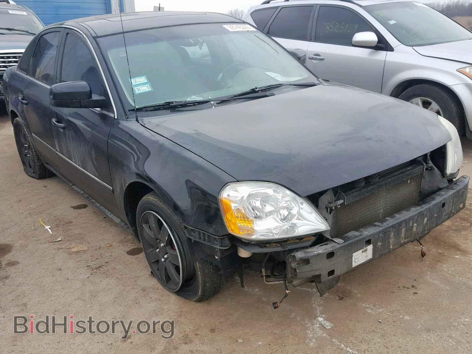 Photo  - FORD FIVE HUNDR 2005