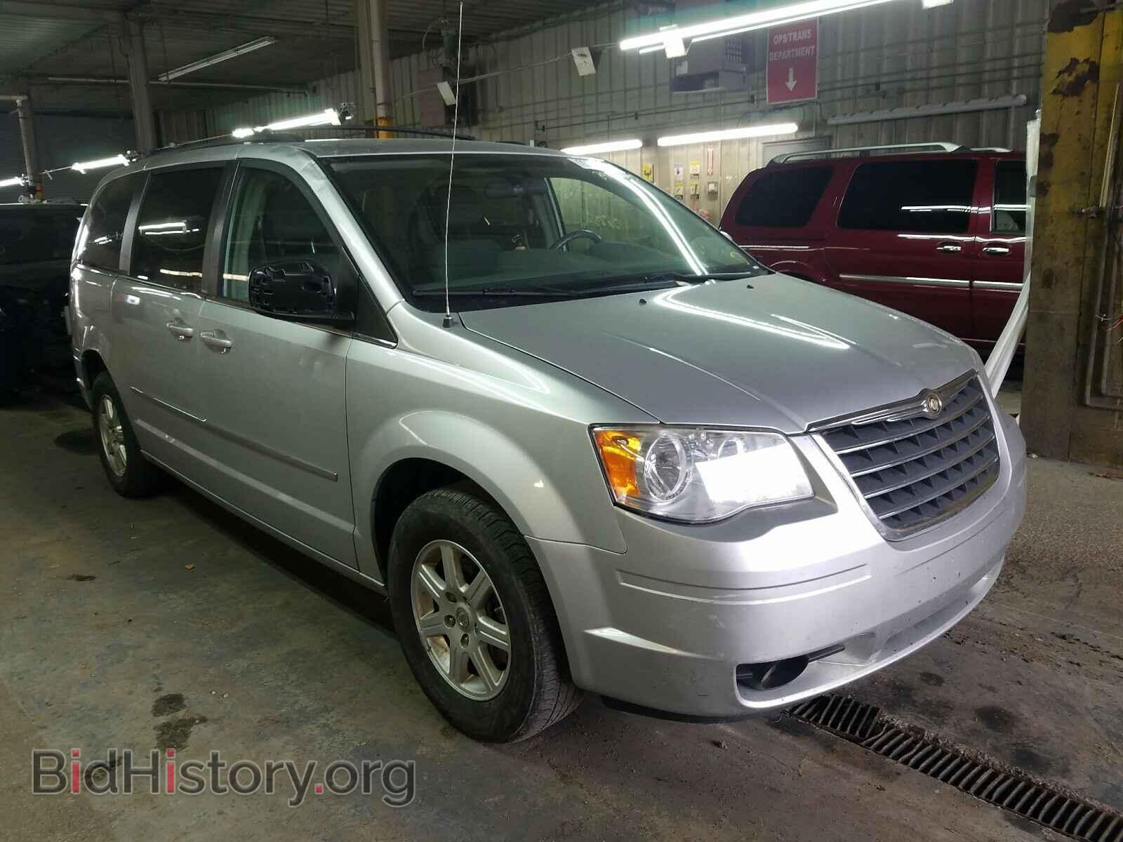 Фотография 2A4RR5D16AR298391 - CHRYSLER TOWN & COU 2010