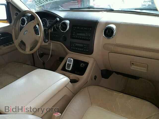 2005 FORD EXPEDITION - VIN: 1FMFU18545LA46260 - Фото 9
