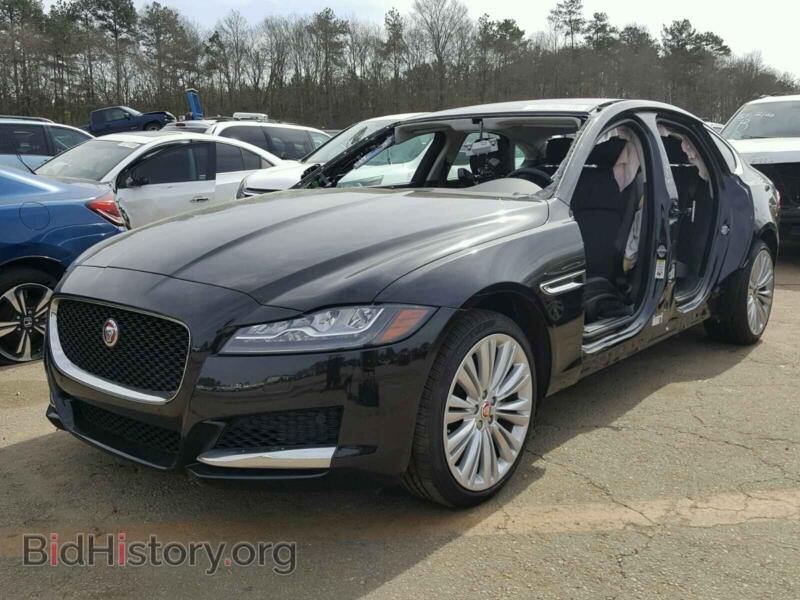 2017 Jaguar XF (VIN SAJBD4BVXHCY35533) — photo 2 of 10