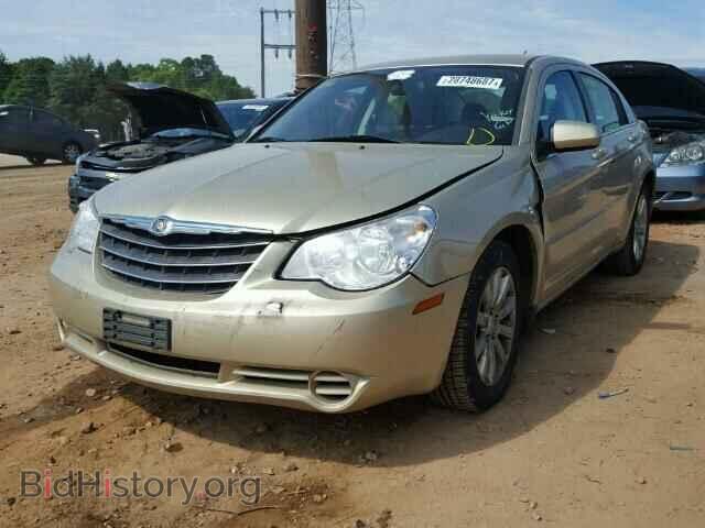 2010 CHRYSLER SEBRING - VIN: 1C3CC5FD5AN192410 - Фото 2