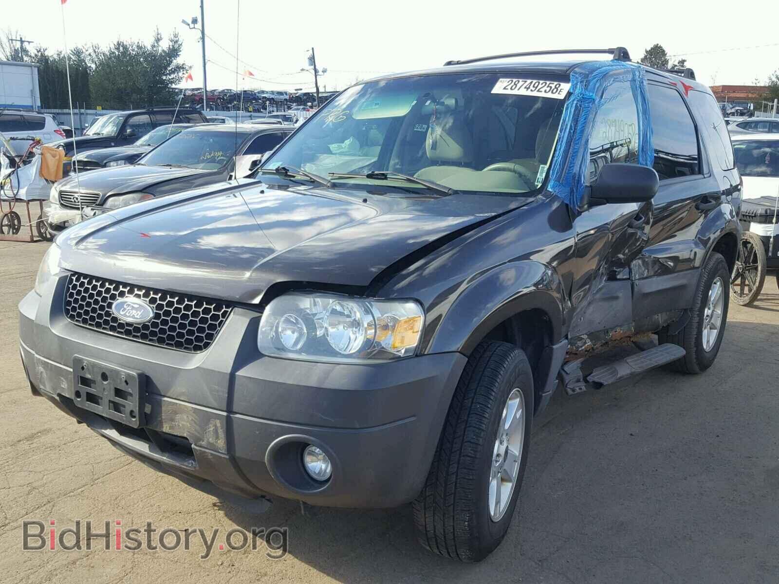 2007 FORD ESCAPE - VIN: 1FMYU93117KB89509 - Фото 2