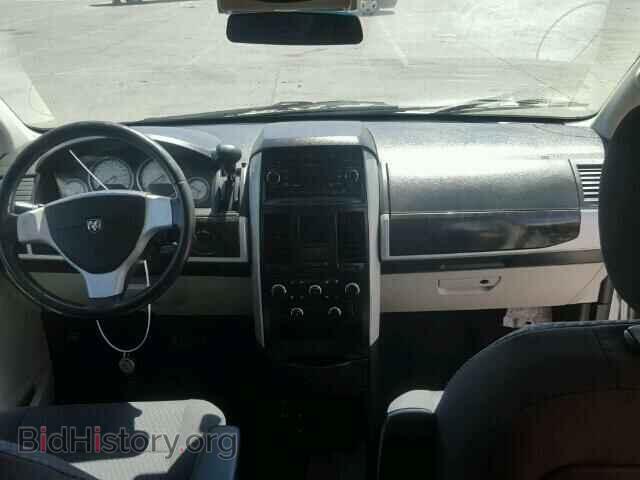 2010 DODGE CARAVAN - VIN: 2D4RN5D16AR211173 - Photo 9