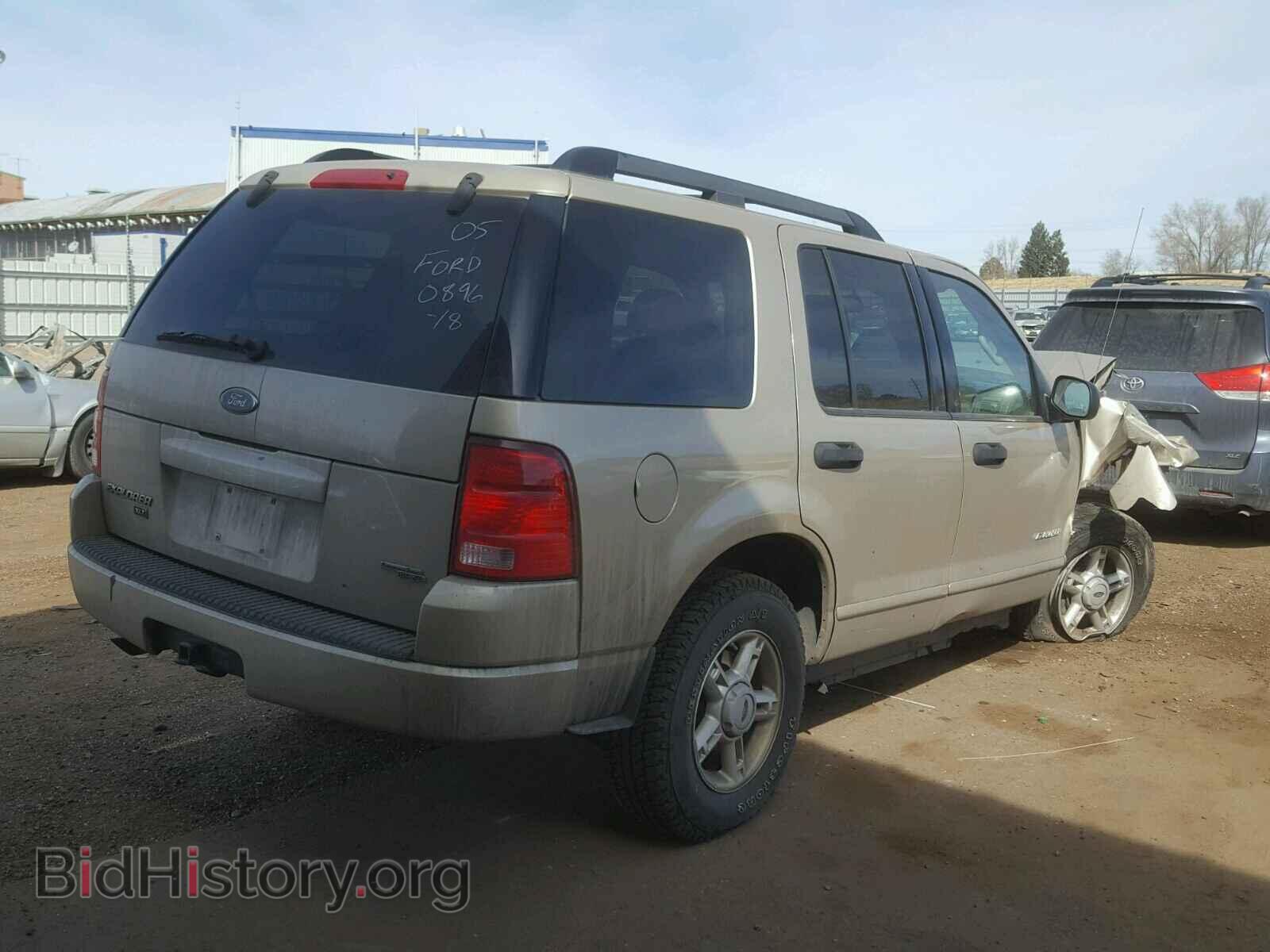 2005 FORD EXPLORER - VIN: 1FMZU73E85UB85325 - Photo 4