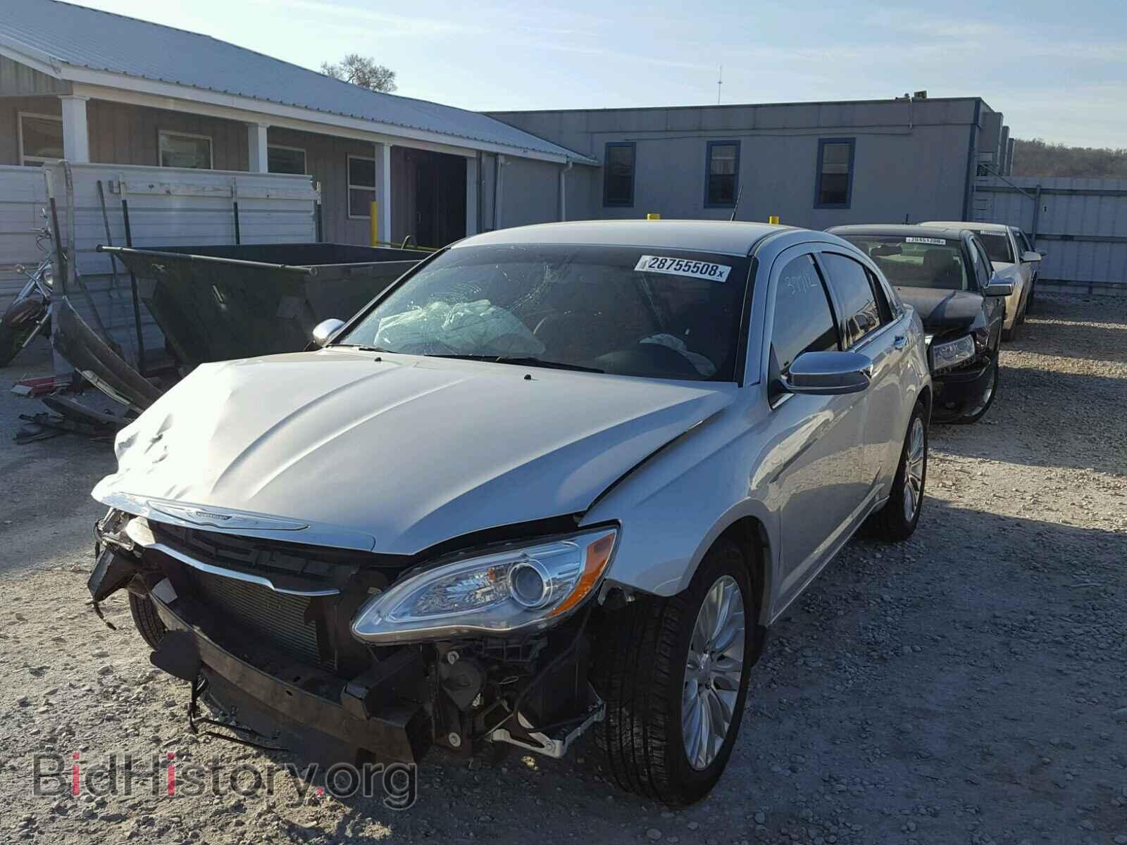 2011 CHRYSLER 200 - VIN: 1C3BC2FB7BN524941 - Фото 2