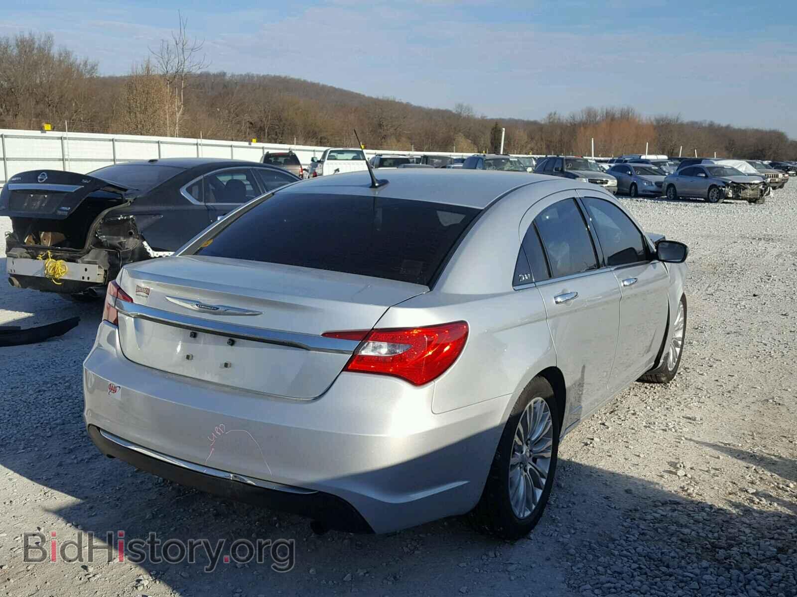 2011 CHRYSLER 200 - VIN: 1C3BC2FB7BN524941 - Фото 4