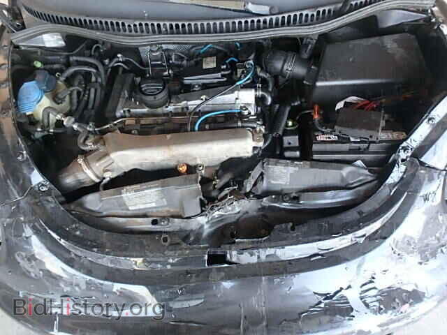 2000 VOLKSWAGEN BEETLE - VIN: 3VWDD21C7YM469991 - Фото 7