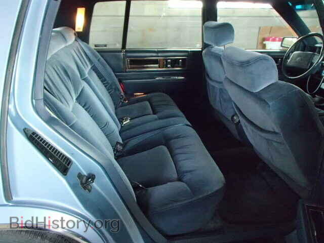 1992 CADILLAC DEVILLE - VIN: 1G6CD53B6N4277802 - Photo 6