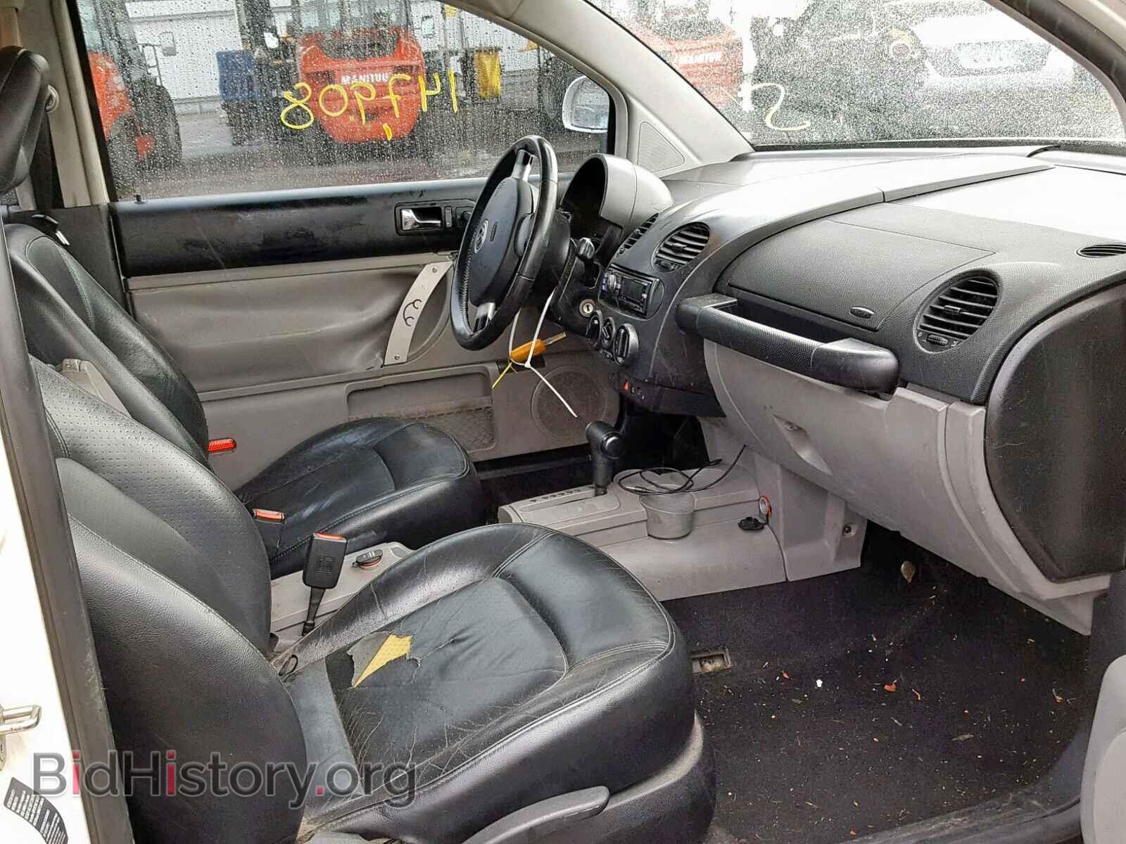 2000 VOLKSWAGEN BEETLE - VIN: 3VWCC21C2YM439683 - Фото 5