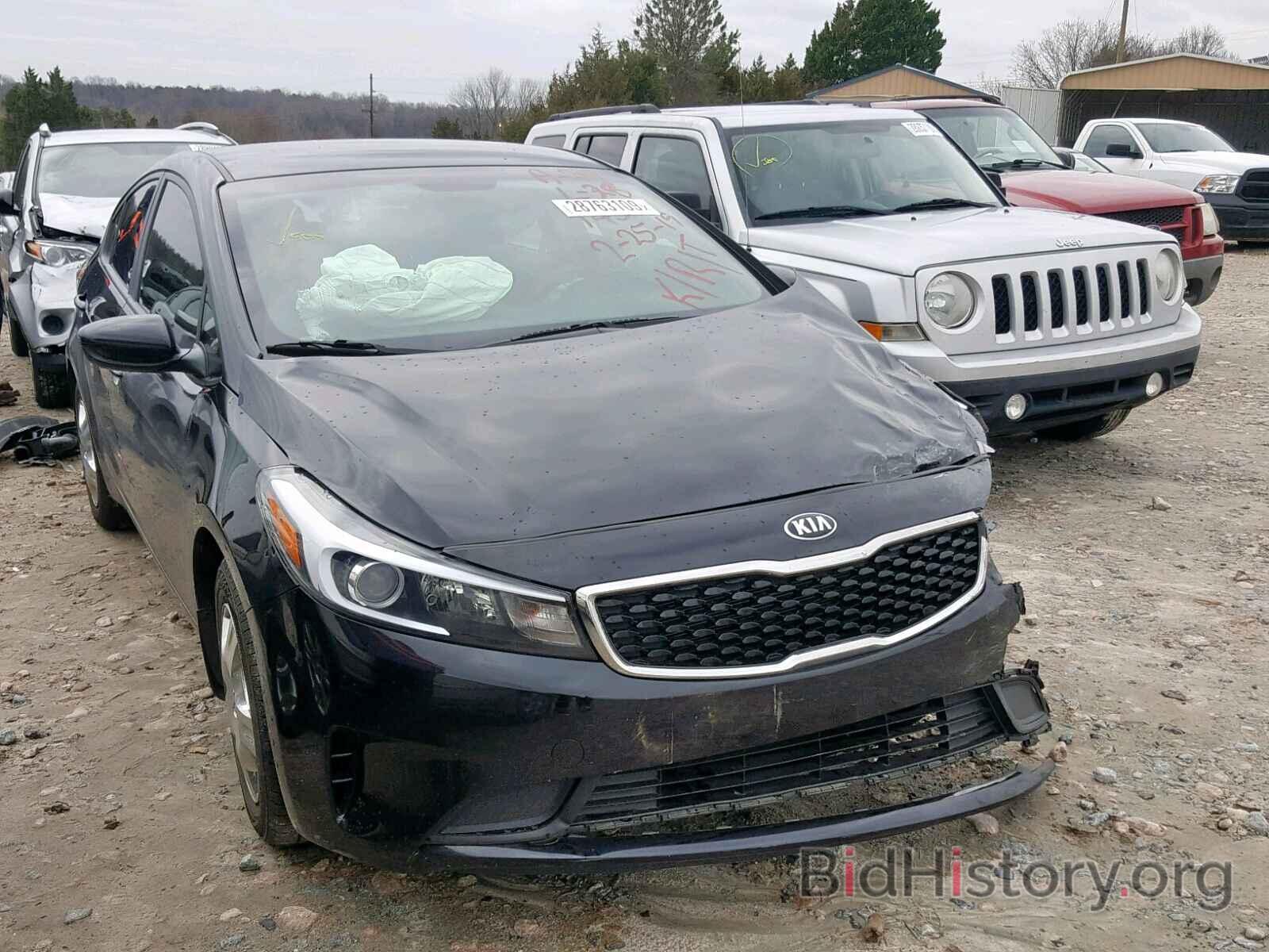 Photo 3KPFK4A73JE191459 - KIA FORTE LX 2018