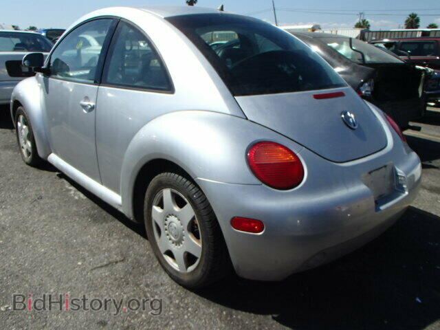 2000 VOLKSWAGEN BEETLE - VIN: 3VWCC21C8YM413766 - Фото 3