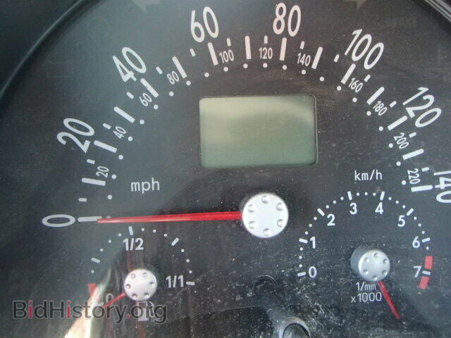 2000 VOLKSWAGEN BEETLE - VIN: 3VWCC21C8YM413766 - Фото 8