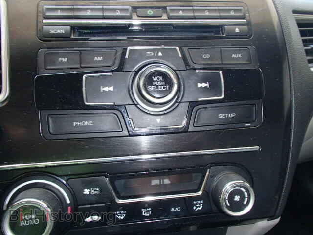 2013 HONDA CIVIC - VIN: 19XFB2F85DE053657 - Фото 9