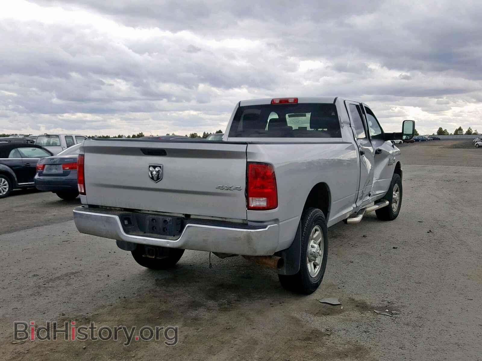 2015 RAM 3500 ST - VIN: 3C63R3GL2FG509278 - Фото 4