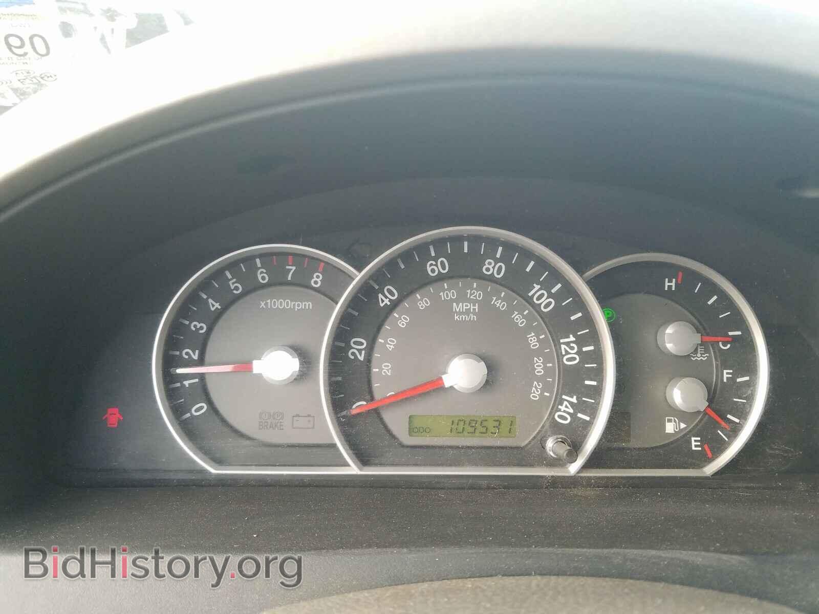 2008 KIA SORENTO - VIN: KNDJD735685830571 - Фото 8
