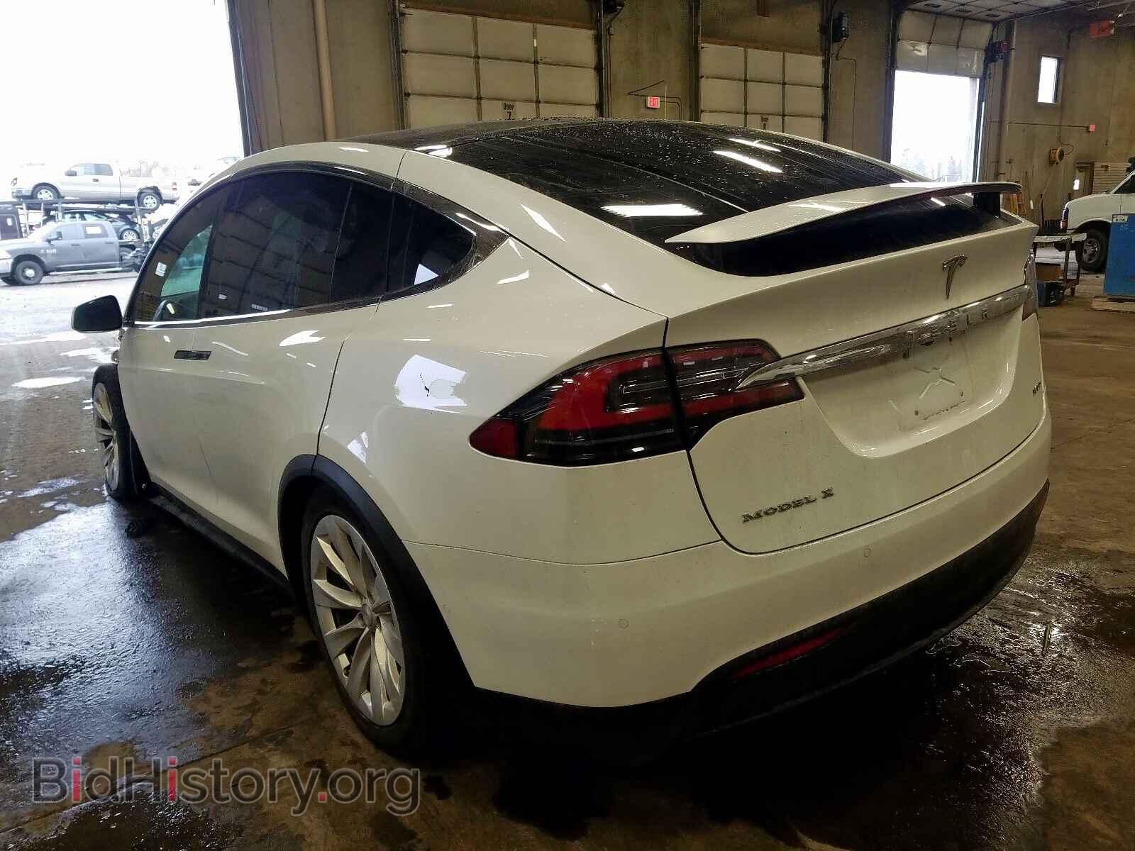 2017 TESLA MODEL X - VIN: 5YJXCBE28HF065123 - Фото 3