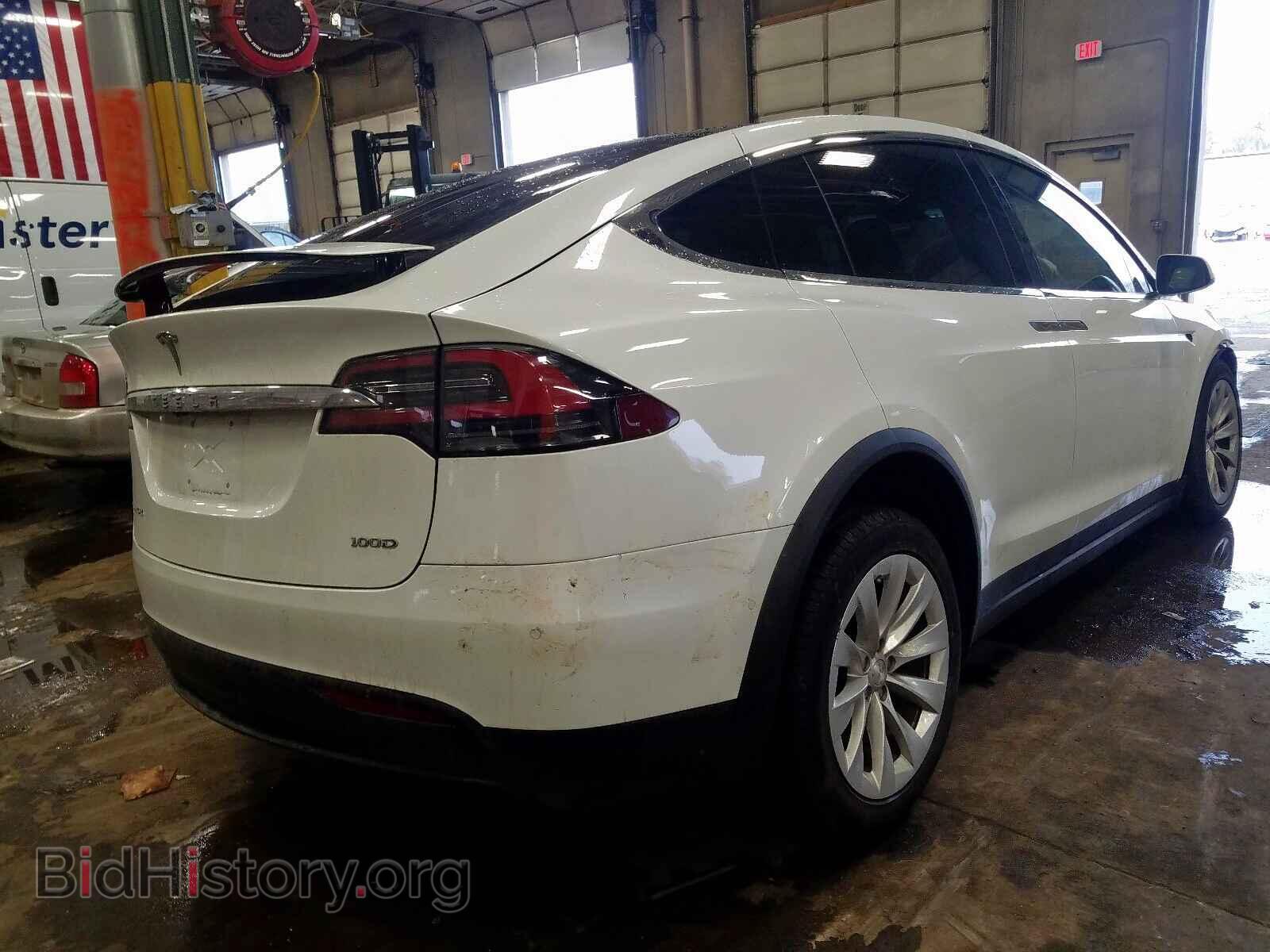 2017 TESLA MODEL X - VIN: 5YJXCBE28HF065123 - Фото 4