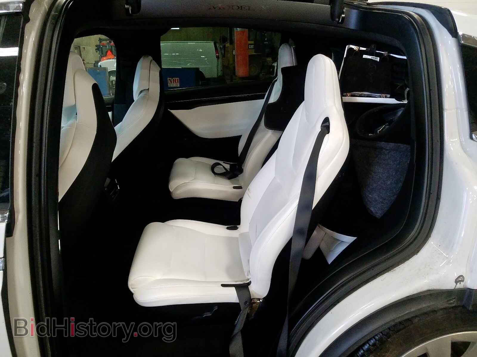 2017 TESLA MODEL X - VIN: 5YJXCBE28HF065123 - Фото 6