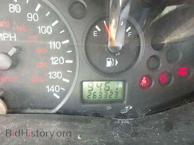2005 FORD FOCUS - VIN: 3FAFP31N15R147846 - Фото 8