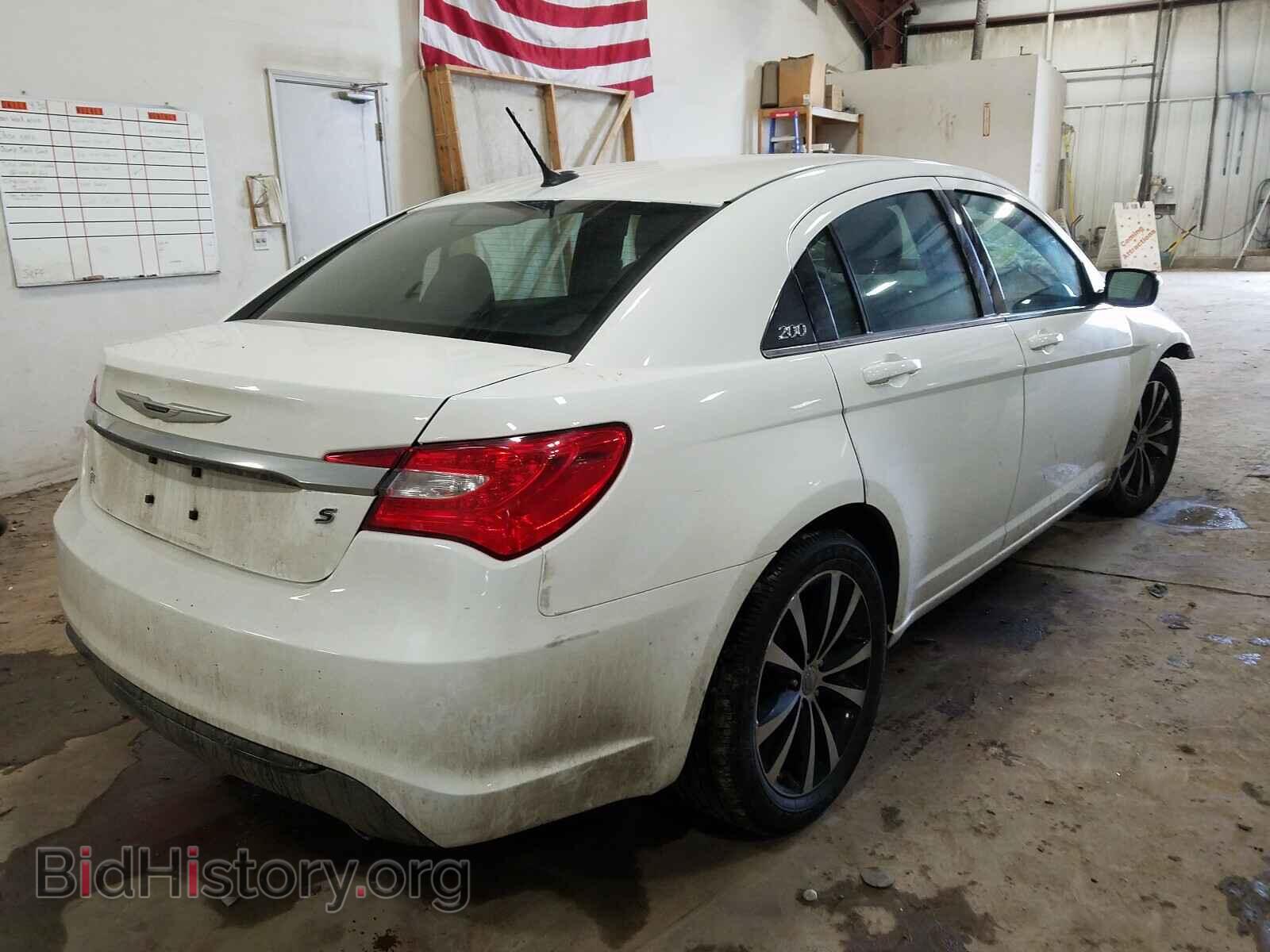 2014 CHRYSLER 200 - VIN: 1C3CCBBG4EN157605 - Фото 4