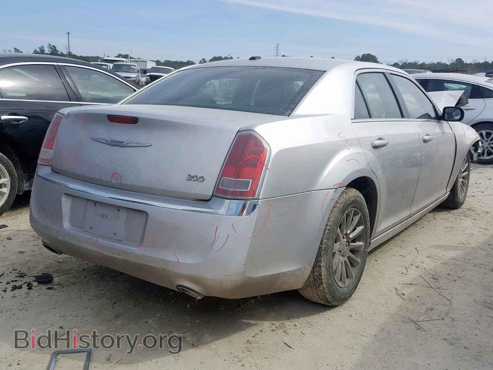2012 CHRYSLER 300 - VIN: 2C3CCAAG4CH117154 - Фото 4
