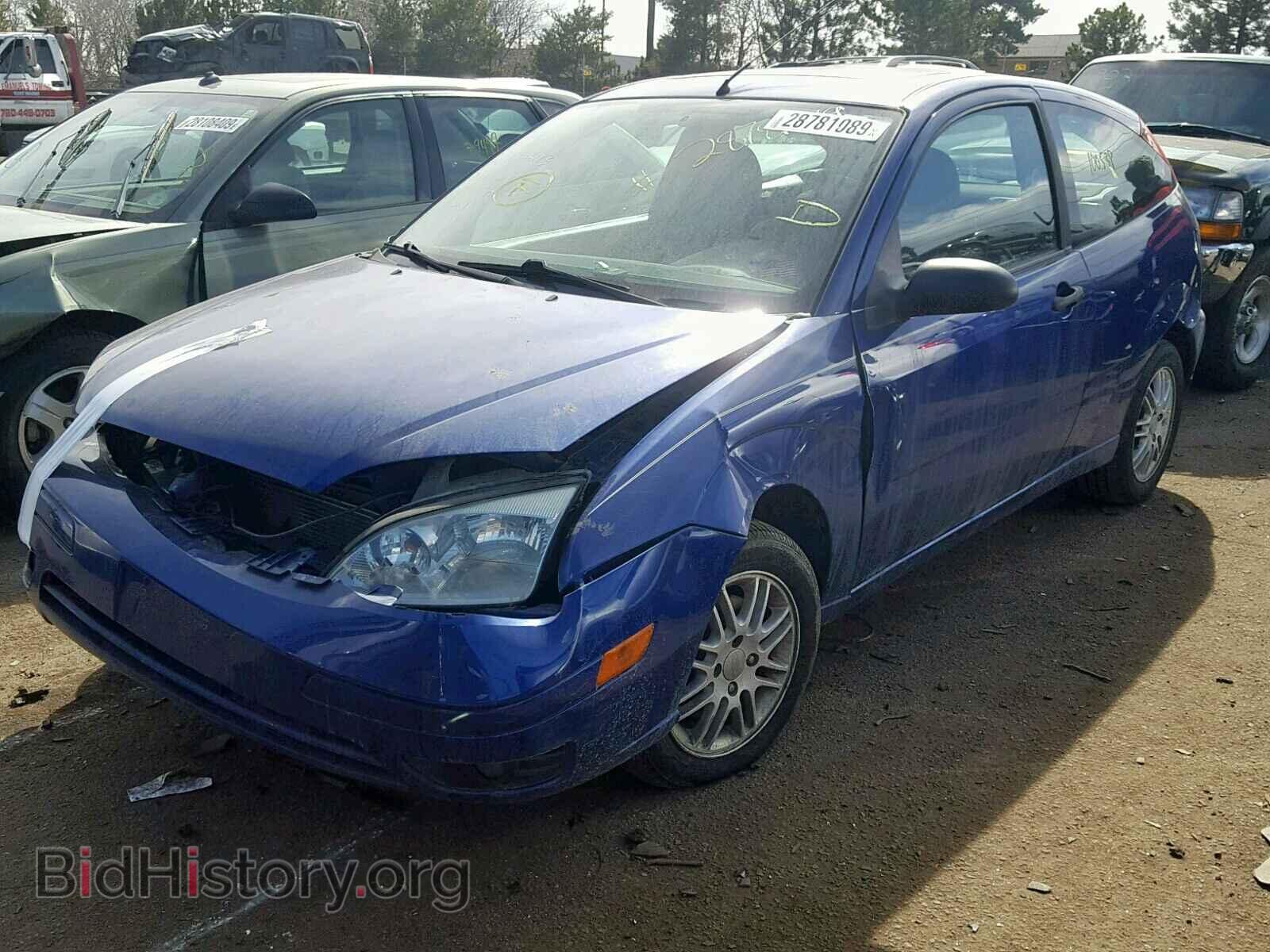 2005 FORD FOCUS - VIN: 3FAFP31NX5R122296 - Фото 2