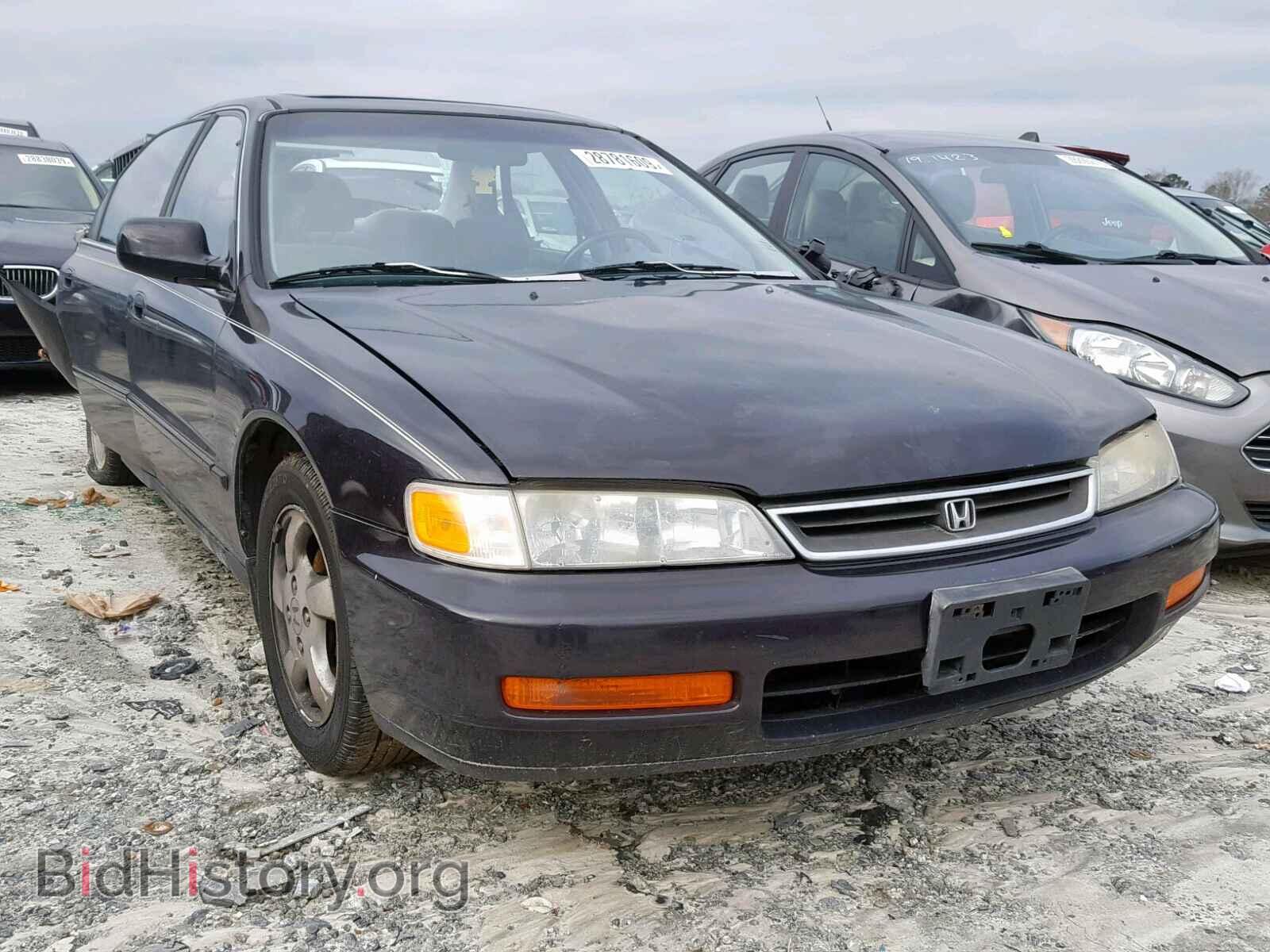 Photo  - HONDA ACCORD SE 1997