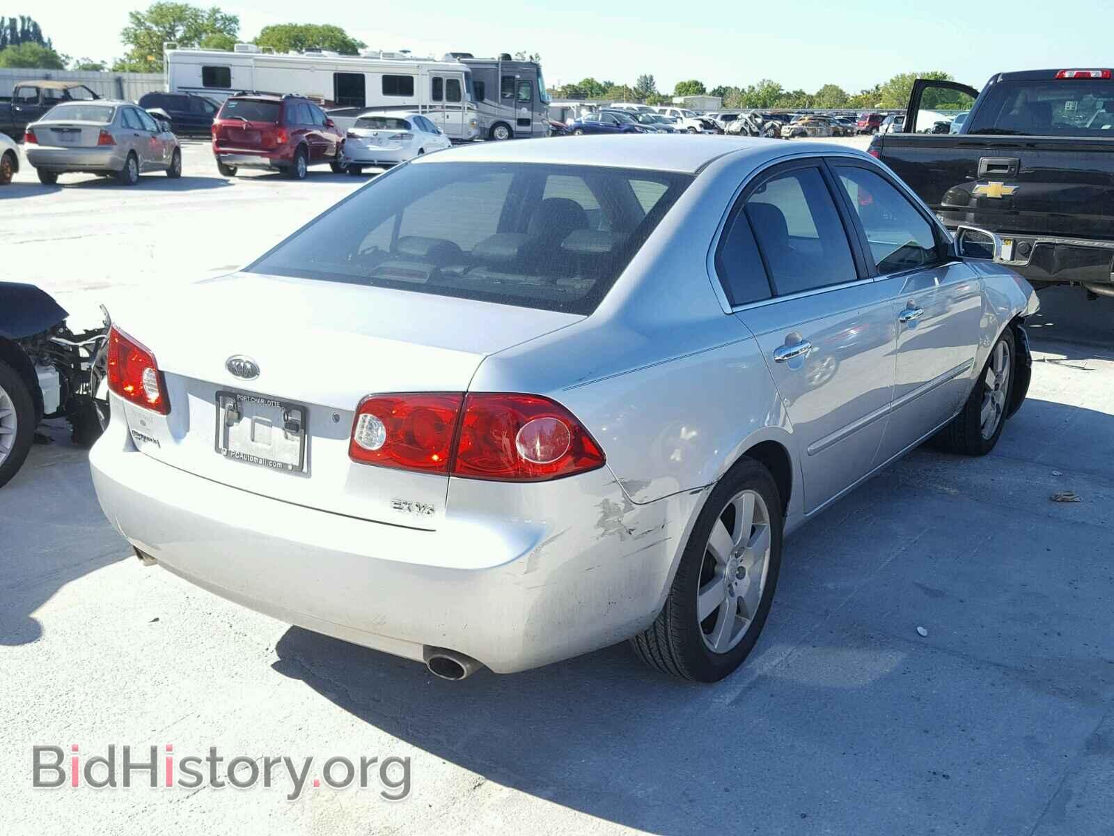 2007 KIA OPTIMA - VIN: KNAGE124575137970 - Фото 4