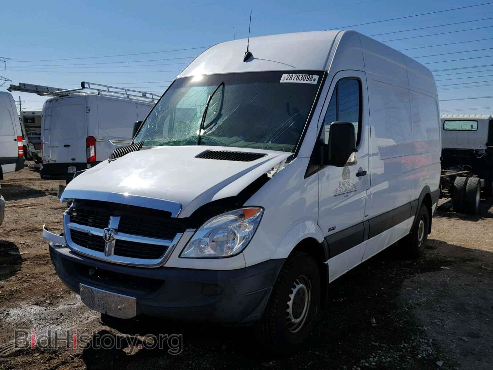 2011 MERCEDES-BENZ SPRINTER - VIN: WD3PE7CC4B5518630 - Фото 2