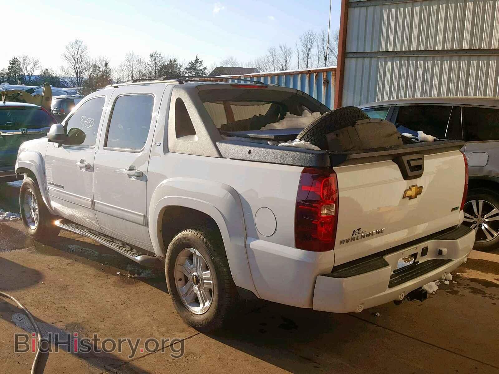 2011 CHEVROLET AVALANCHE - VIN: 3GNTKFE38BG282780 - Фото 3