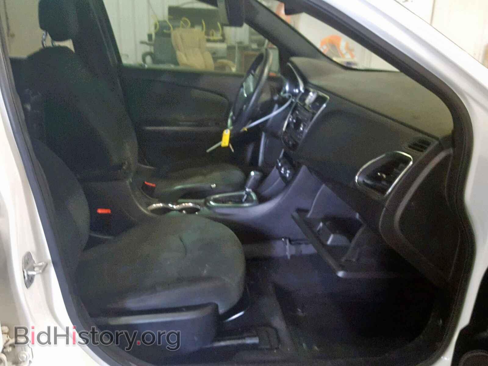 2012 CHRYSLER 200 - VIN: 1C3CCBAG4CN168585 - Фото 5