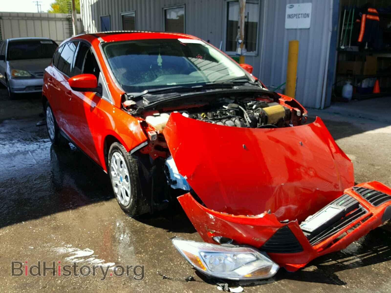 Photo 1FAHP3K26CL139153 - FORD FOCUS 2012