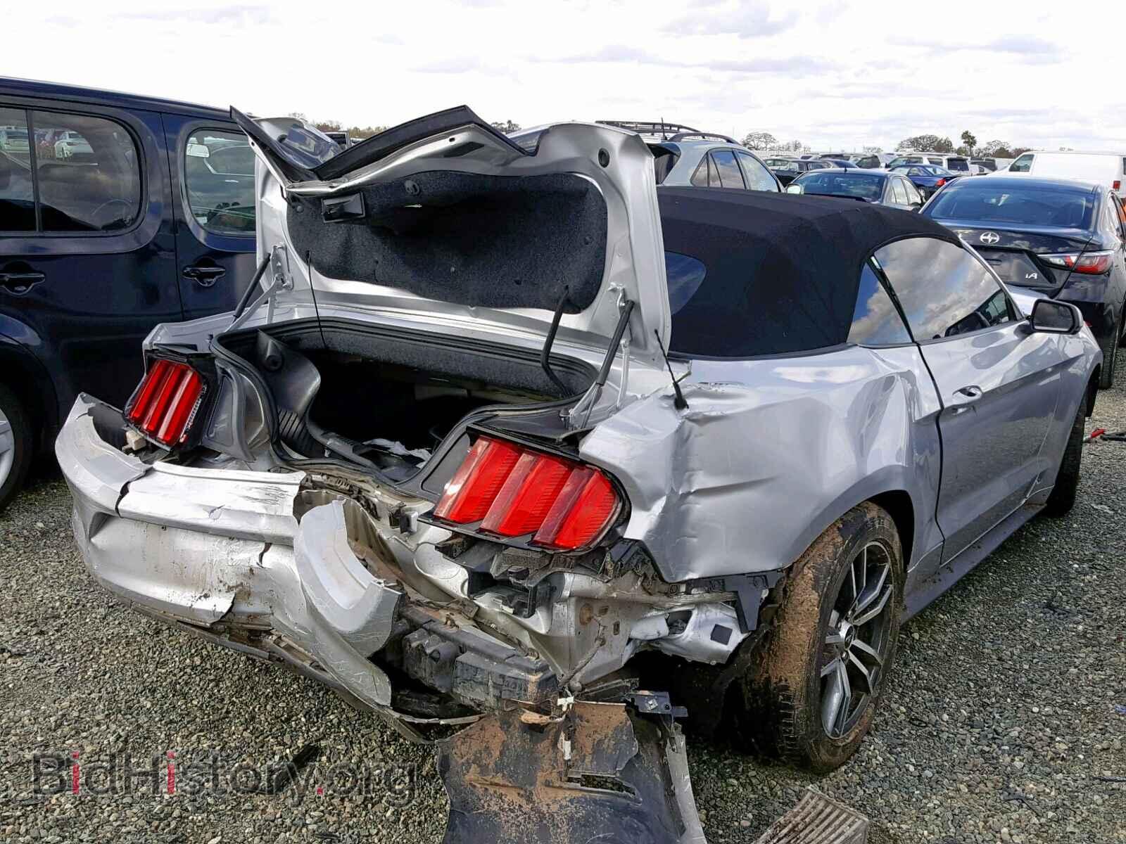 2017 FORD MUSTANG - VIN: 1FATP8UH0H5293166 - Фото 4