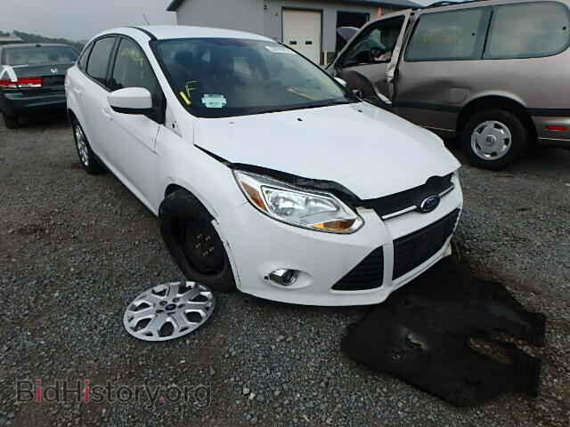 Photo 1FAHP3F28CL105919 - FORD FOCUS 2012