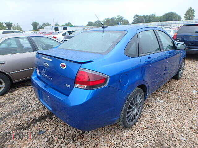 2011 FORD FOCUS - VIN: 1FAHP3GN3BW184874 - Photo 4
