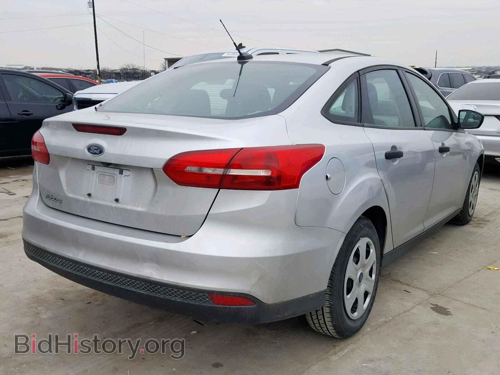 2017 FORD FOCUS - VIN: 1FADP3E24HL313870 - Фото 4