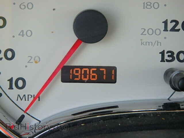 2004 SATURN VUE - VIN: 5GZCZ23D44S870467 - Фото 8