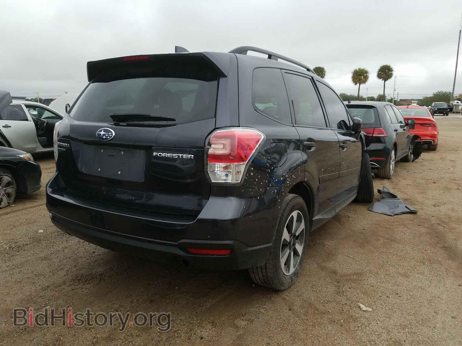 2018 SUBARU FORESTER - VIN: JF2SJAGC7JH495569 - Фото 4