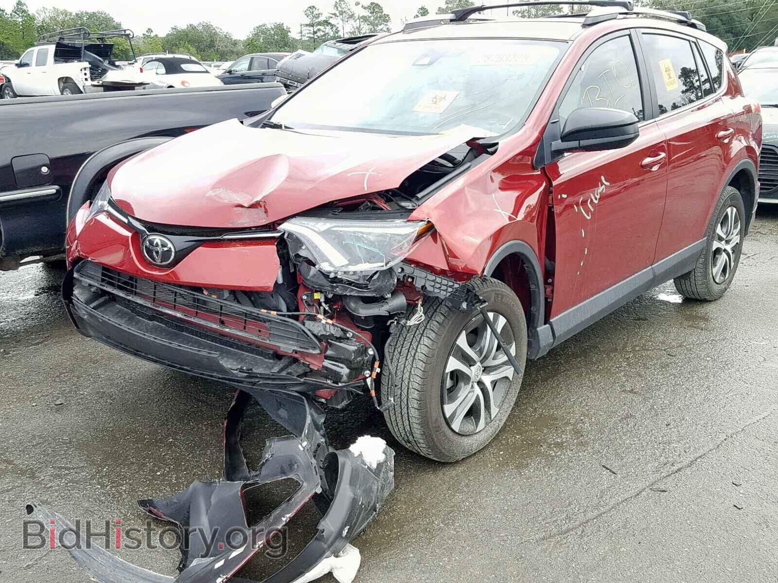 2018 TOYOTA RAV4 LE - VIN: 2T3ZFREV4JW443473 - Фото 2