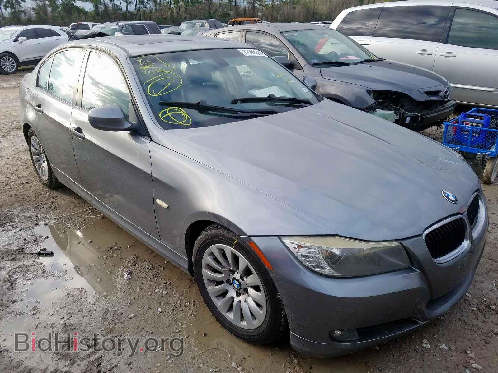 Photo WBAPH57569NL79136 - BMW 3 SERIES 2009