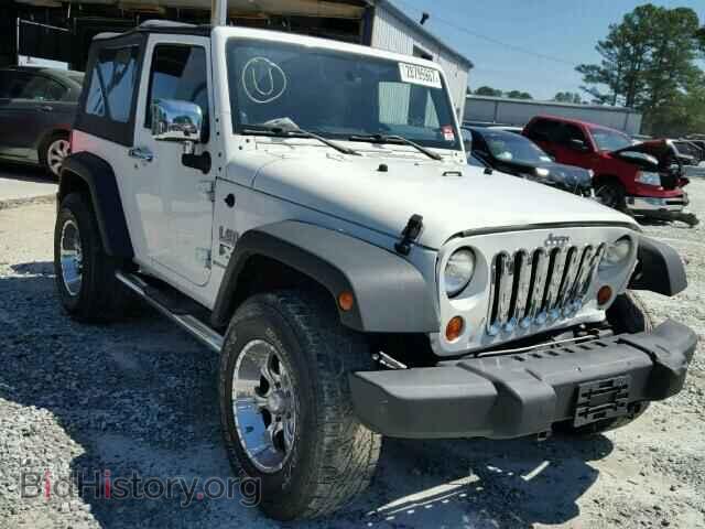 Photo 1J4FA24198L555460 - JEEP WRANGLER 2008