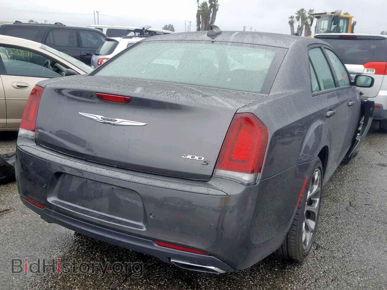 2018 CHRYSLER 300 - VIN: 2C3CCABGXJH142927 - Фото 4