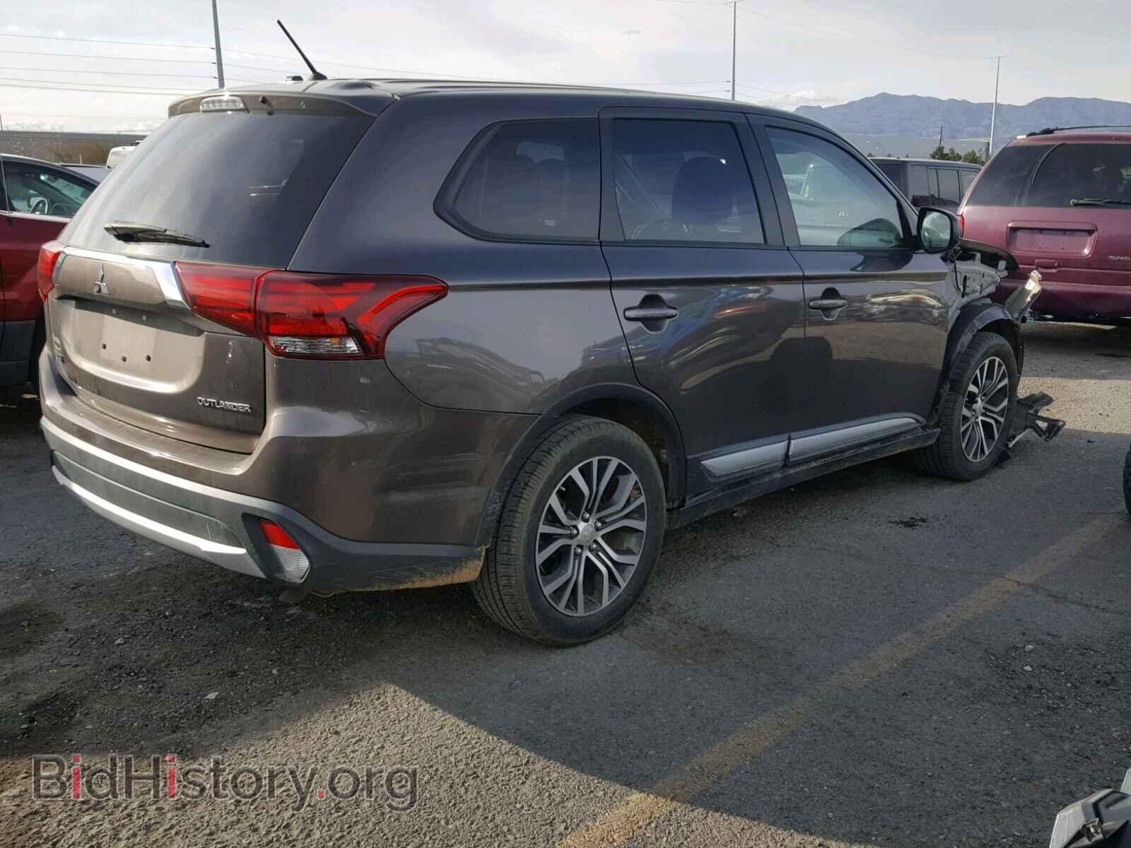 2016 MITSUBISHI OUTLANDER - VIN: JA4AD2A35GZ040507 - Фото 4