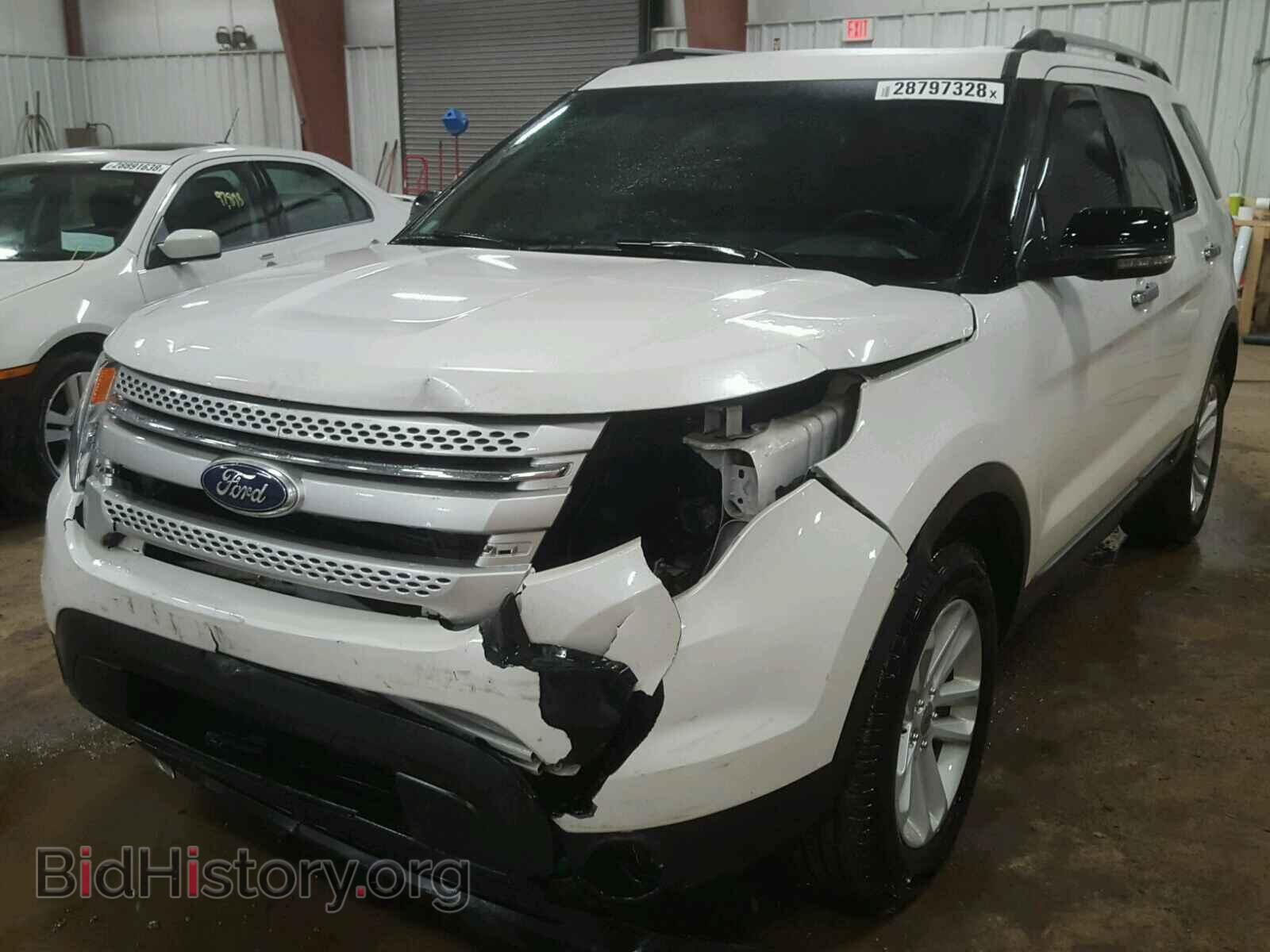 2011 FORD EXPLORER - VIN: 1FMHK8D82BGA18114 - Photo 2