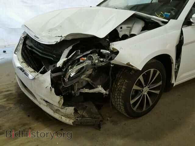 2011 CHRYSLER 200 - VIN: 1C3BC8EGXBN582204 - Фото 9