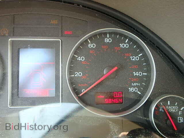 2002 AUDI A4 - VIN: WAUVC68E52A236640 - Фото 8