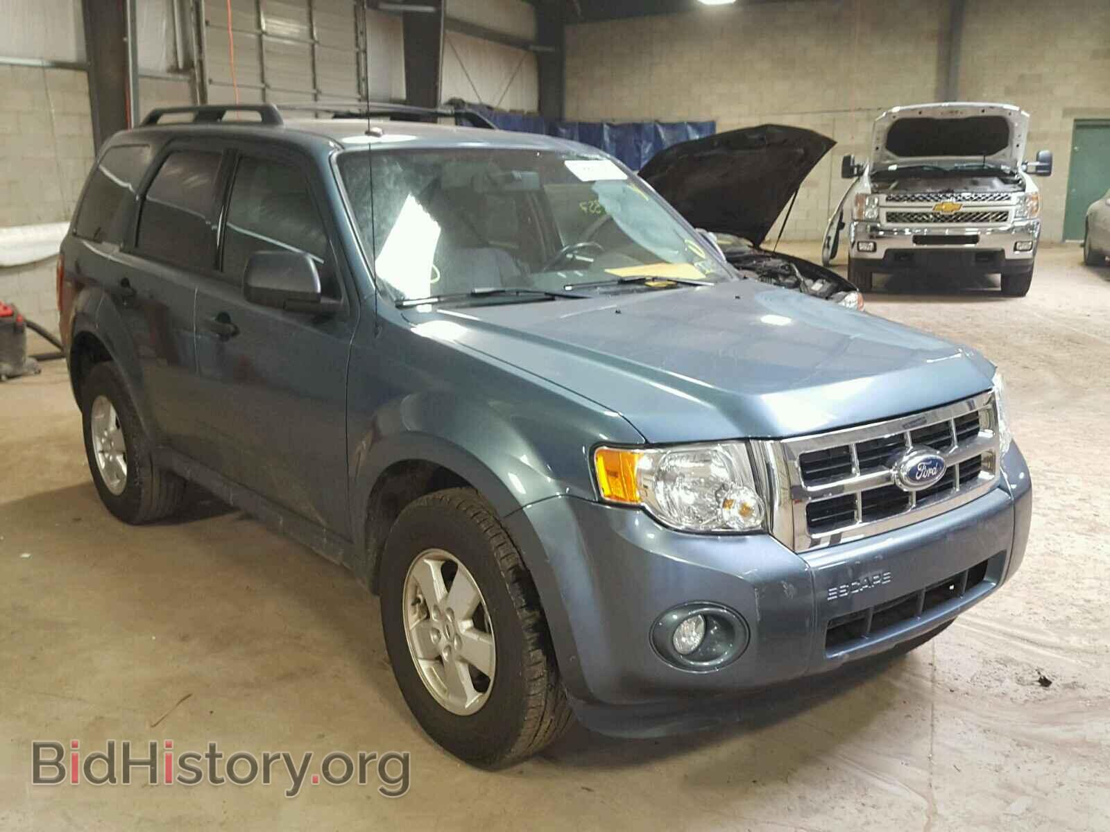Photo 1FMCU0DG3BKA47051 - FORD ESCAPE 2011