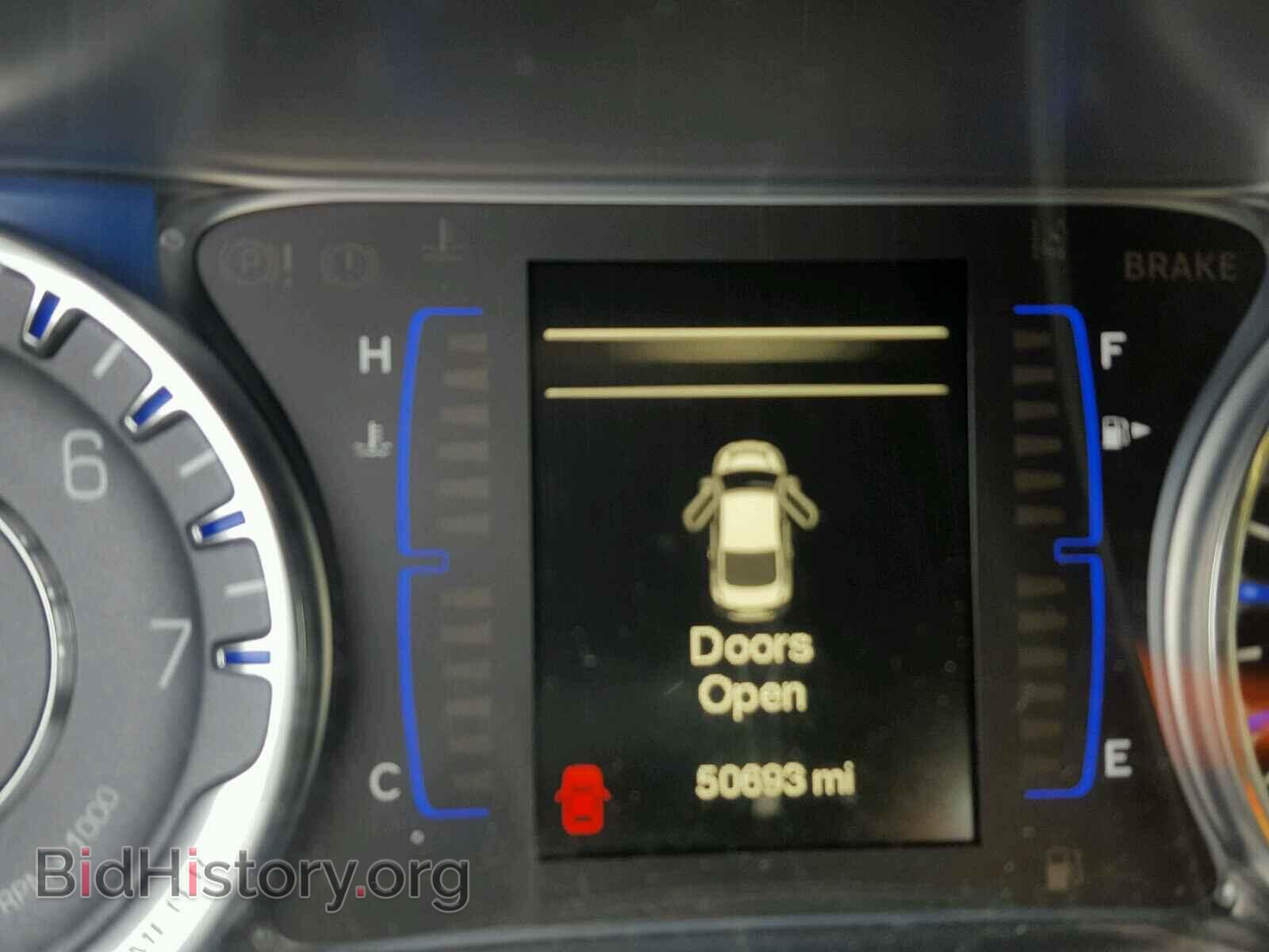 2015 CHRYSLER 200 - VIN: 1C3CCCAB2FN738033 - Фото 8