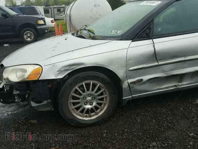 2004 CHRYSLER SEBRING - VIN: 1C3EL55RX4N387395 - Фото 9